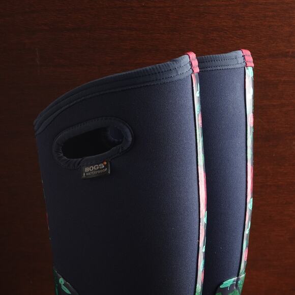 Bogs Boots Womens SZ 11 Classic High Handles Rose Waterproof Chore Outdoor Rain - Picture 9 of 16